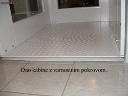Dno kabine z varnostnim pokrovom Dno kabine z varnostnim pokrovom