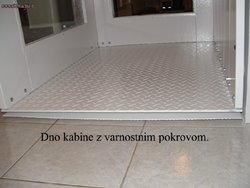 Dno kabine z varnostnim pokrovom 