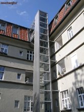 Osebno panoramsko dvigalo delono zastekljeno Osebno panoramsko dvigalo delono zastekljeno